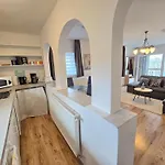 No 109 House Beautiful View With Pool *