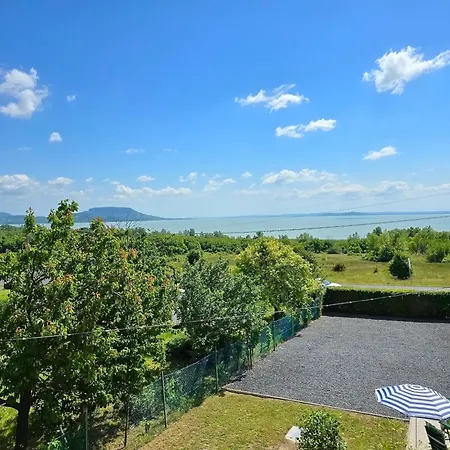 Dom wakacyjny No 109 House Beautiful View With Pool